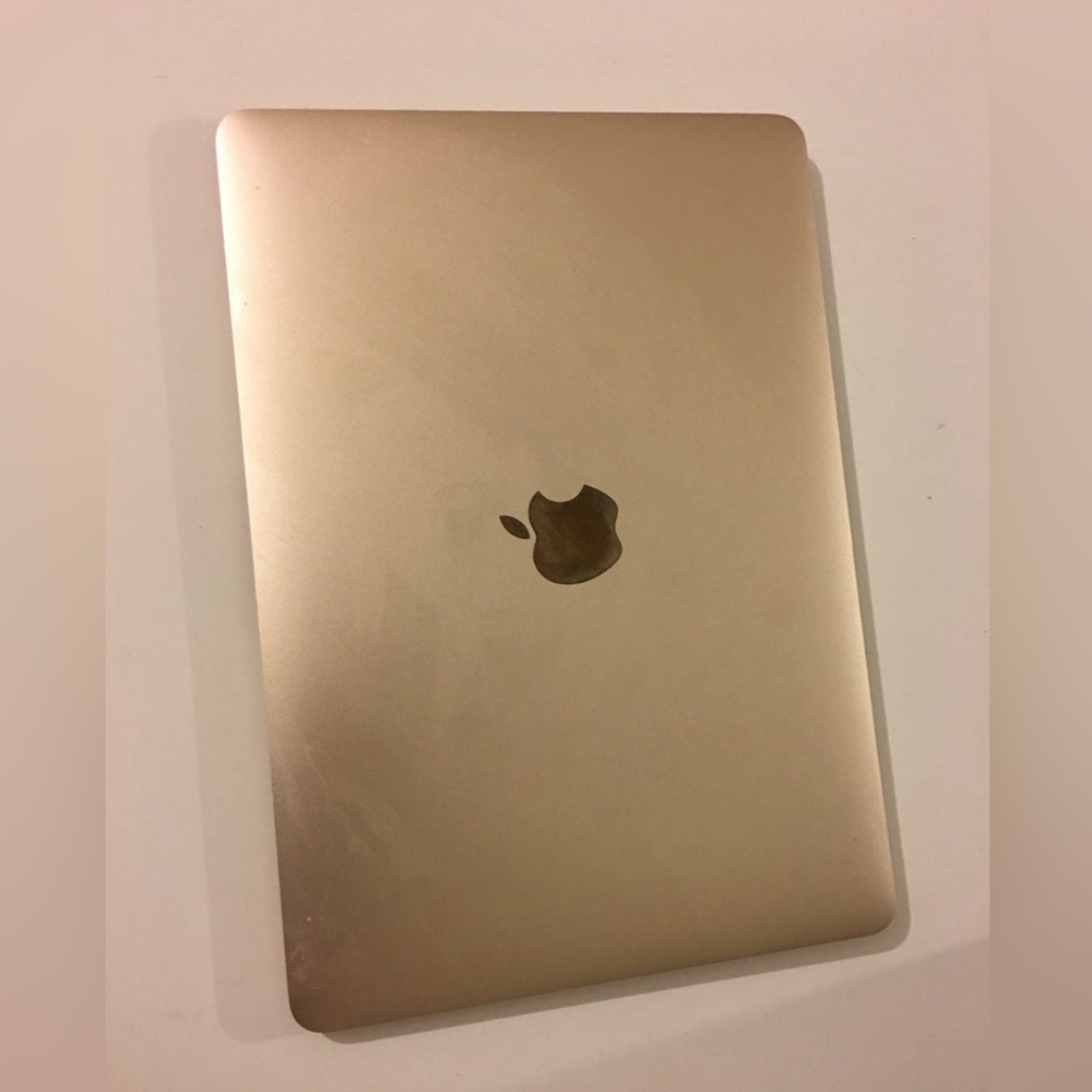 Apple Gold Macbook Air